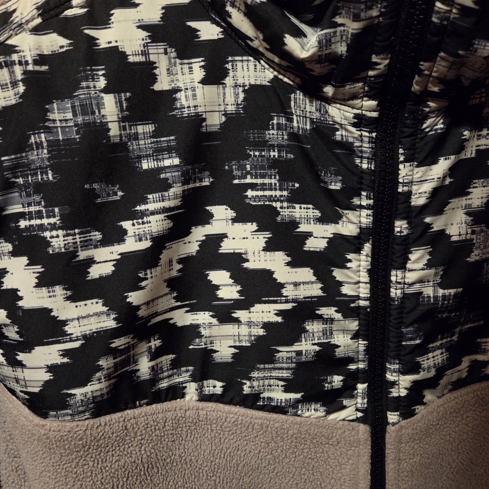 The North Face Purple & Black Aztec Polartec Full Zip Fleece Jacket Size Medium - Picture 3 of 8